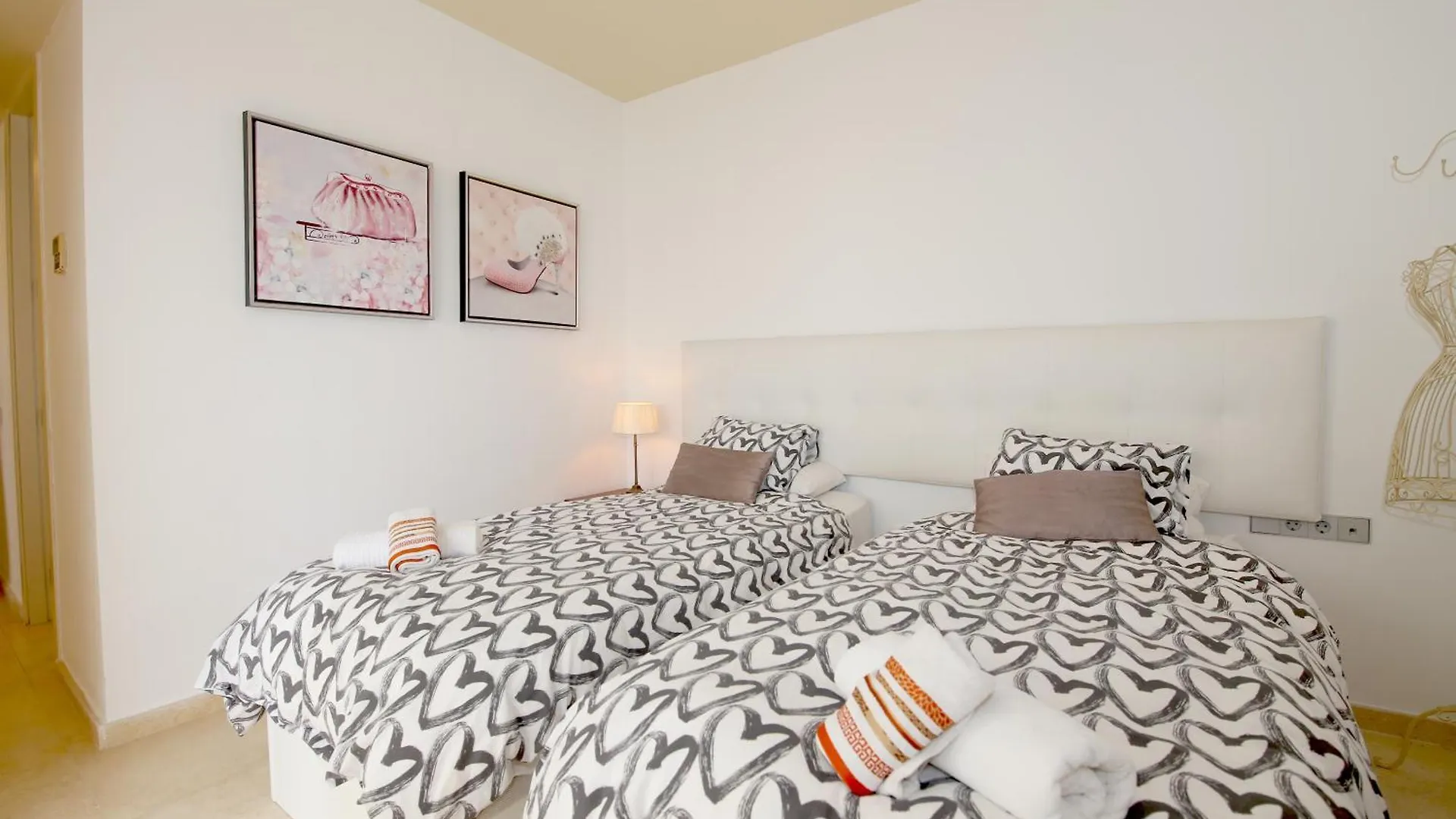 Benahavis Apartment Oksana Εστεπόνα